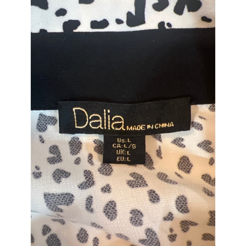 Dalia Womens Large Black White Heart Animal Print Button Down Shirt - Picture 2 of 4